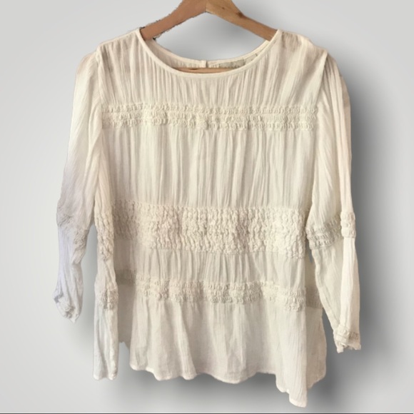 Hinge • Creamy White Embroidered Blouse - Picture 1 of 10